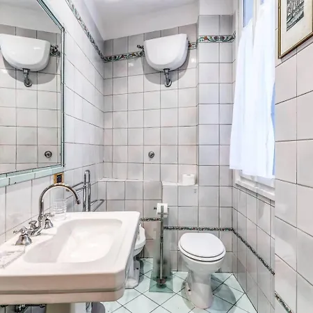 Cozy Flat In Trevi Fountain * Roma