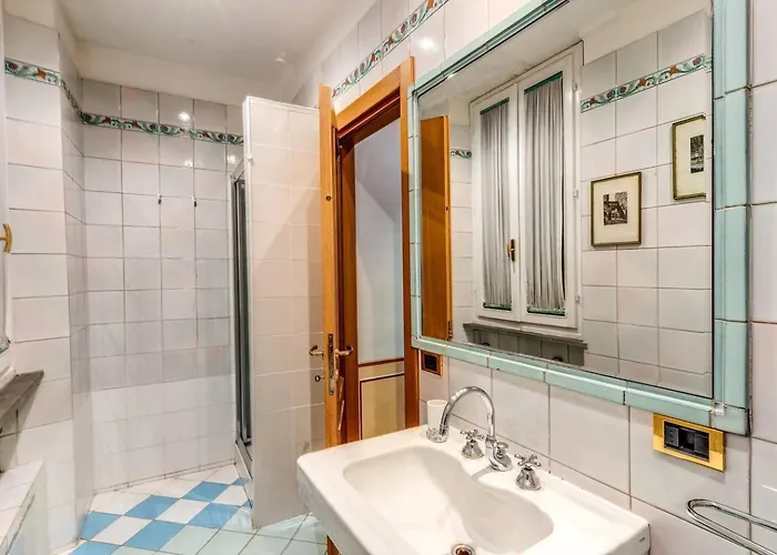 Cozy Flat In Trevi Fountain